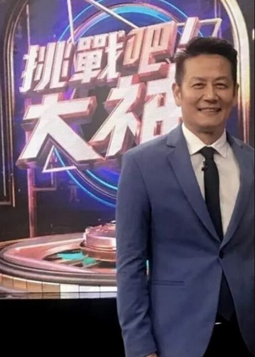 街头美腿无数约漂亮00后年轻妹子 - 清纯少女